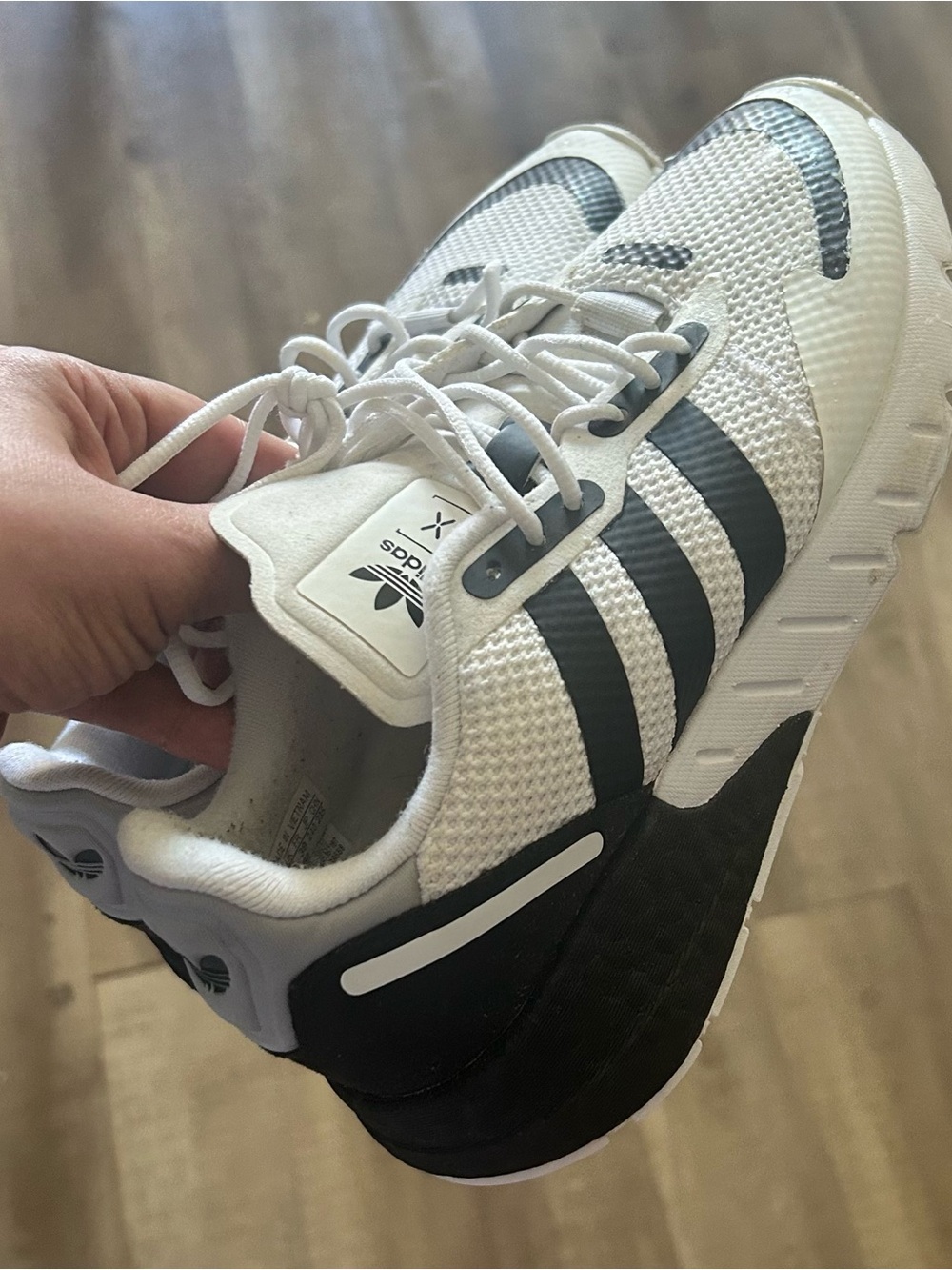 adidas White and Black Mesh Three-Stripe Runner size 5US
